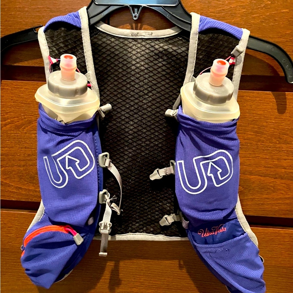 Ultimate Direction Hydration Vest!